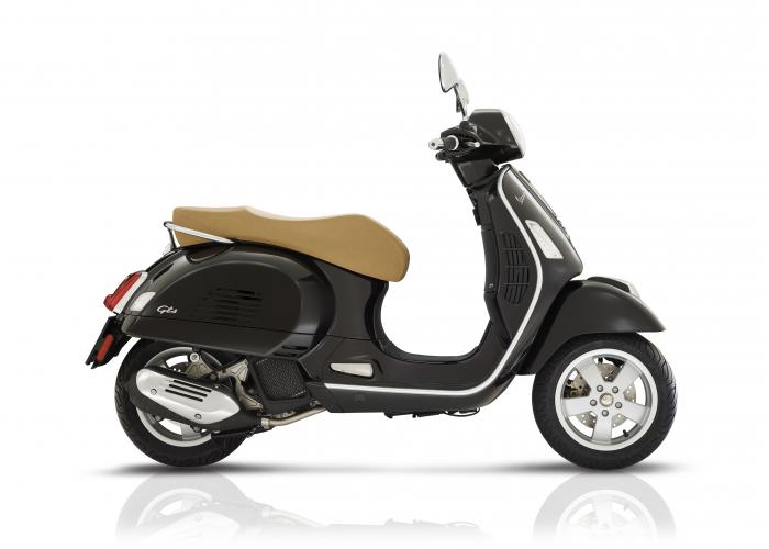 Nuove Vespa GTS 2017 con motori da 125 e 150 cc