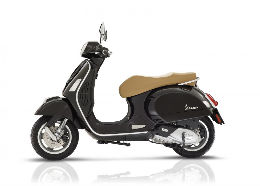 Nuove Vespa GTS 2017 con motori da 125 e 150 cc